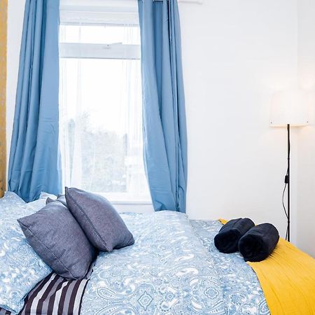 Shirley House 3, Guest House, Self Catering, Self Check In With Smart Locks, Use Of Fully Equipped Kitchen, Close To City Centre, Ideal For Longer Stays, Walking Distance To Bat, 20 Min Drive To Fawley Refinery, Excellent Transport Links 사우샘프턴 외부 사진
